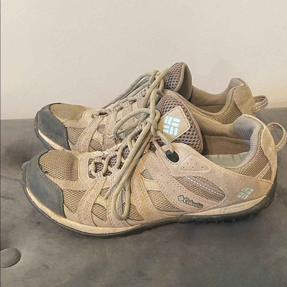 Columbia Beige Outdoor Sneakers